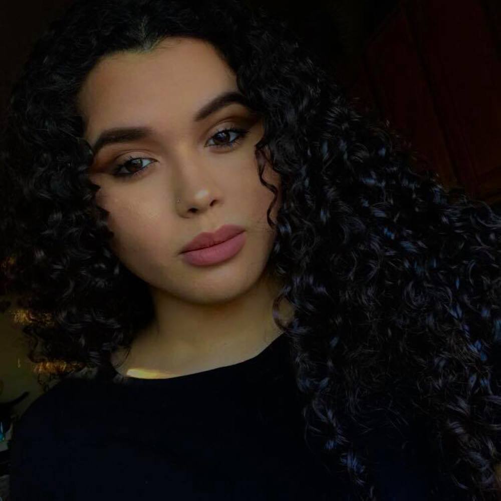 Meet your Posher, Denisse